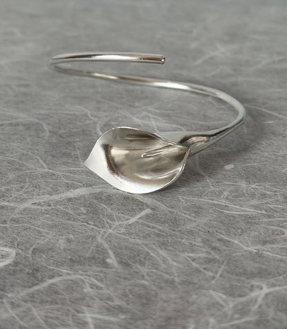 Calla Lily Bracelet Pre-Order
