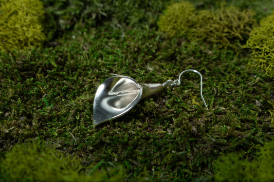 Calla Lily Earrings