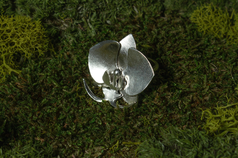 Moth Orchid Ring