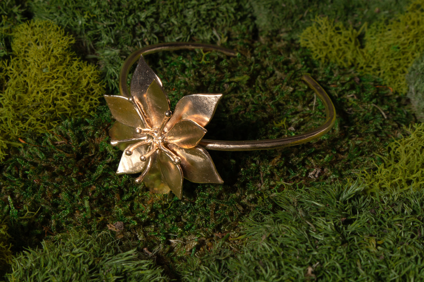 Love-in-a-Mist Bracelet