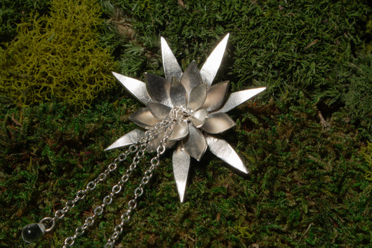 Queen of the Night Pendant